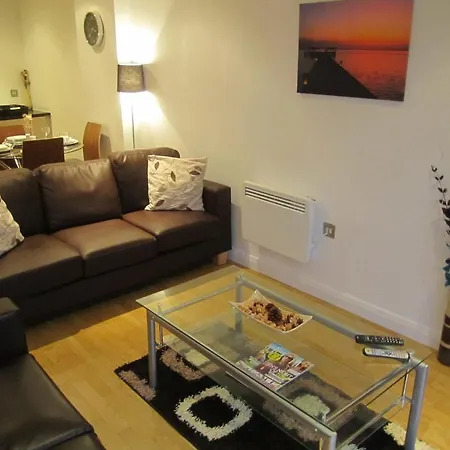 Woodlock Apartments Apartment *